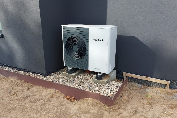 Eine Hochtemperatur-Wärmepumpe kann sich auch im Altbau lohnen