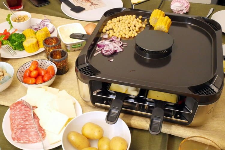 In unserem Raclette Test kamen viele verschiedene Zutaten zum Einsatz
