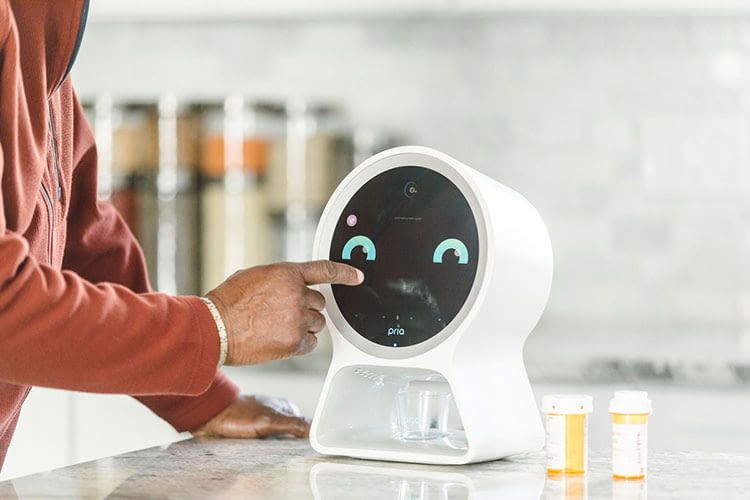 Der Mini-Roboter Pria hilft bei der Dosierung von Medikamenten
