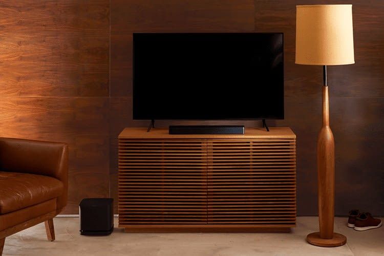 Die Bose 700er Serie ist kabellos und lässt sich daher problemlos kombinieren