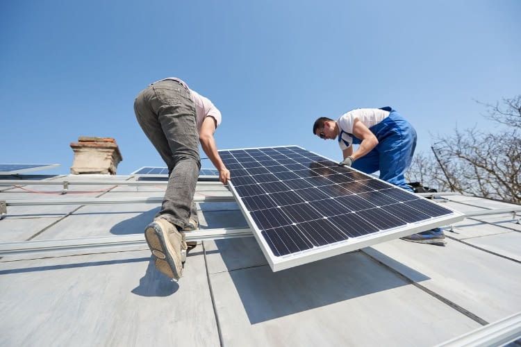 Wie kann eine PV-Anlage unseren Alltag erleichtern?