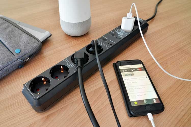 Die brennenstuhl Connect Eco-Line ist eine Google Assistant-kompatible Mehrfachsteckdose