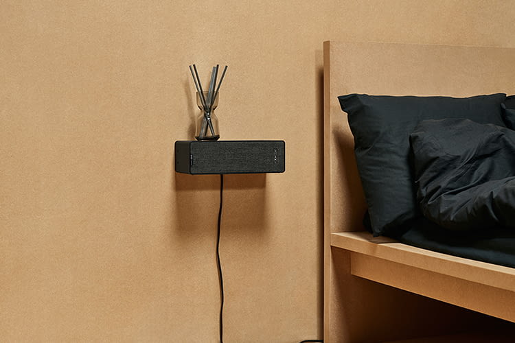 Mit Alexa kann der IKEA Symfonisk Lautsprecher auch per Sprache gesteuert werden
