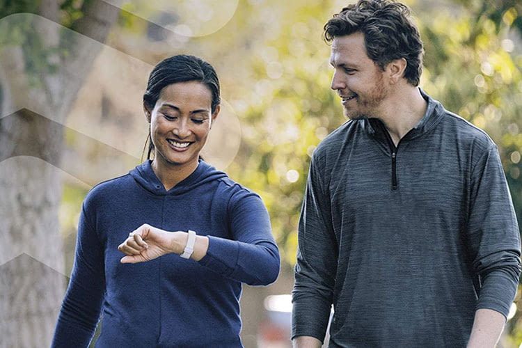 Das Fitbit Inspire 2 Fitness-Armband kann zum hilfreichen Begleiter beim Sport werden