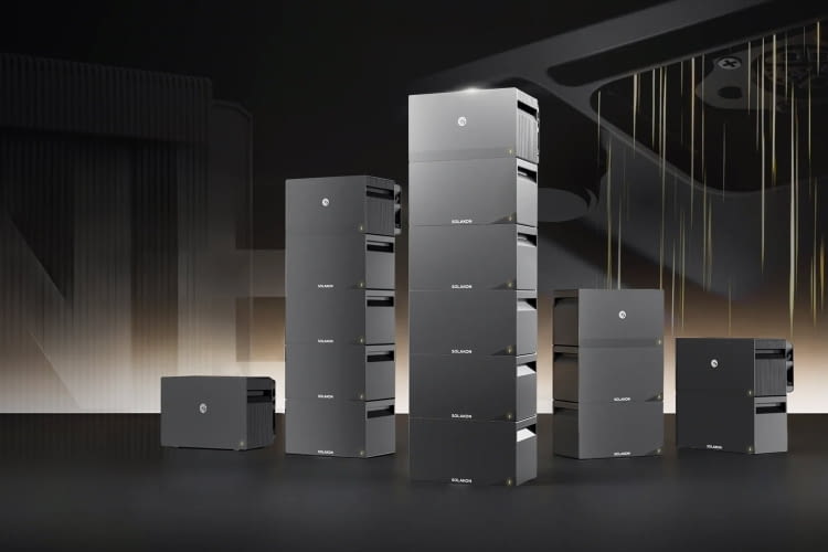 Im Handel sind viele modular erweiterbare Speichersysteme erhältlich