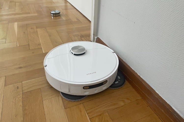 Die Wischarm des X40 ist ausfahrbar bis an die Wandkante