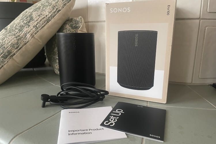 Ebenfalls minimalistisch: Der Lieferumfang zur Sonos Era 100