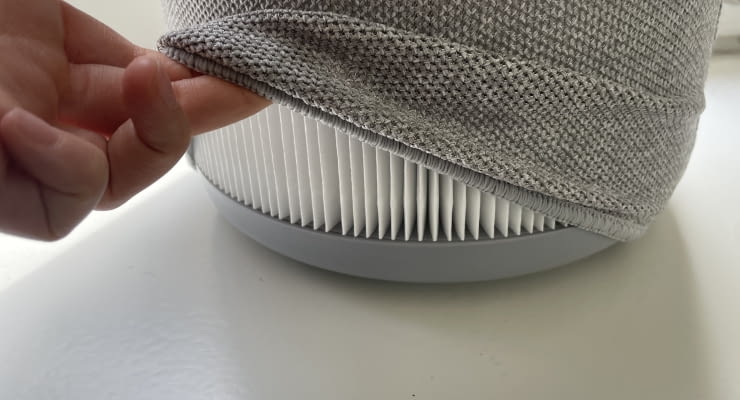 Der Blue Pure 511i Max HEPA Filter befindet sich versteckt unter dem Vorfilter