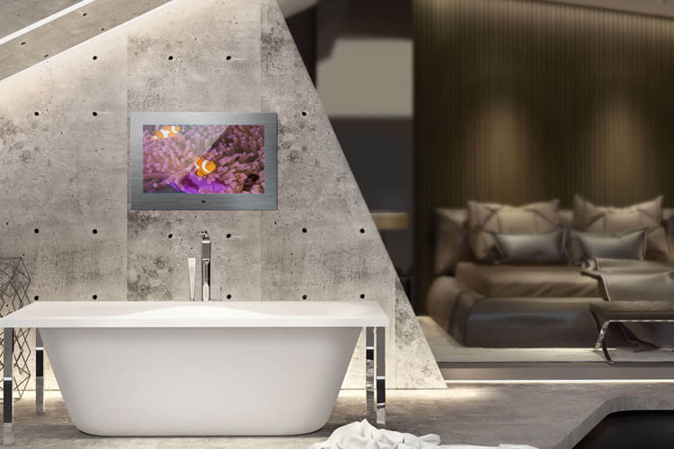 Mit den wasserfesten Spiegel TVs lässt sich Entertainment auch im Bad genießen