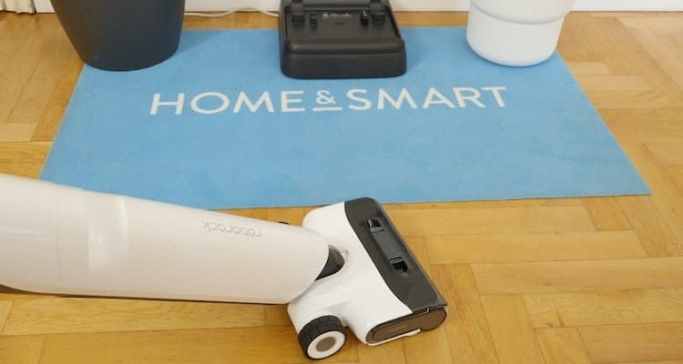 Mit dem Roborock Flexi Pro säubern Interessierte ohne Mühe.