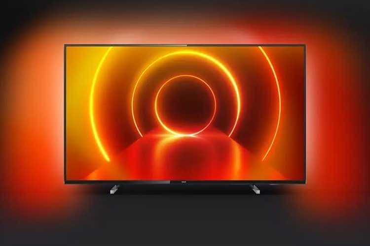 Philips Ambilight TV 55PUS7805/12 illuminiert Farben passend zum Fernsehbild an die Wand - der Ambilight-Effekt
