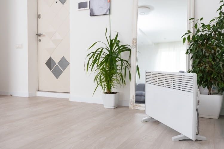 Standmodelle sind Elektroheizungen, die frei im Raum aufgestellt werden können