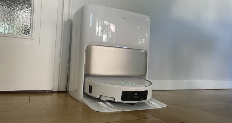 Mova V50 Ultra Compete kommt in einer ähnlichen Aufmachung wie P50 Pro Ultra.