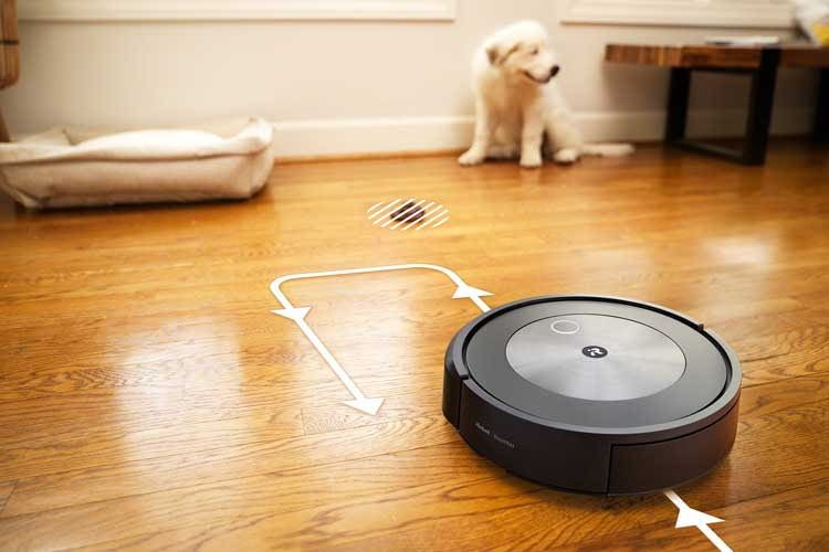 An Hundebesitzer hat iRobot mit iRobot Roomba j7 und der Hinderniserkennung ein besonderes Versprechen