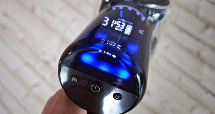 Das Display des Ultenic ist eher unkoventionell