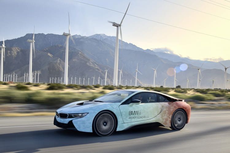 Der Ökosportwagen BMW i8 - Strom vom Wind in den Tank