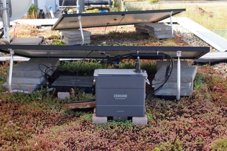 In unserem Test funktionierte der Solarmodul Anschluss reibungslos