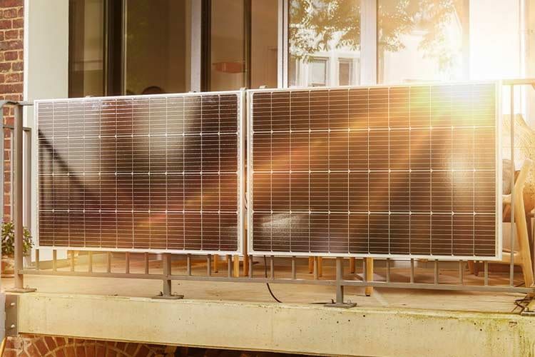 Diese Mini-Solaranlage von ALDI gehört mit rund 350 Watt zu den kleineren Lösungen