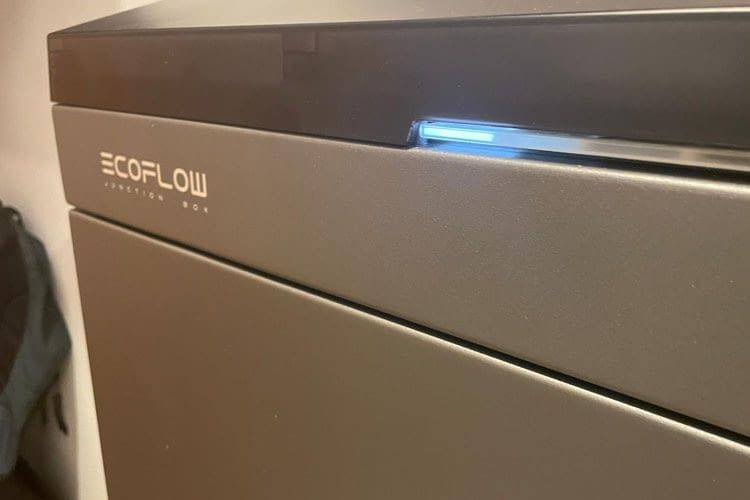 Die Status-LED hilft dabei Störungen schnell zu erkennen