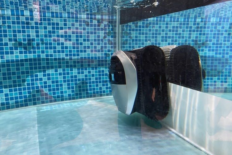 Der Z1 Pro ist einer von drei Poolrobotern die Dreame auf der CES 2025 vorgestellt hat
