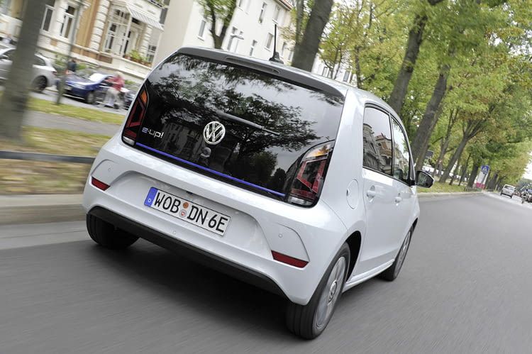 VW e-up! ist ein Elektroauto von Volkswagen, der sich perfekt für die Stadt eignet