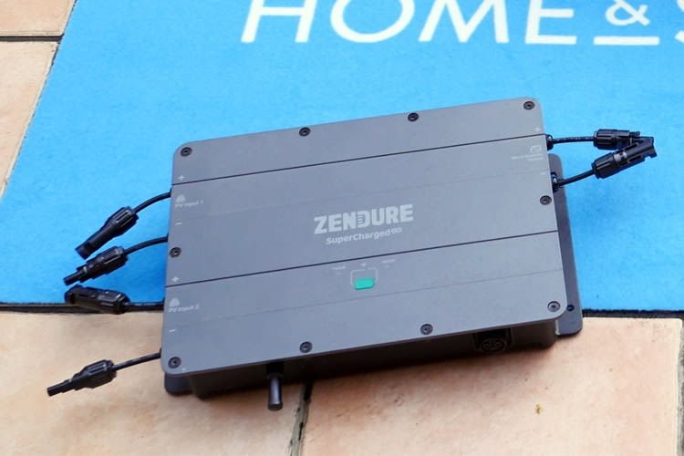 Wir haben die kleinere Version des Zendure Hub, den Hub 1200, ausprobiert