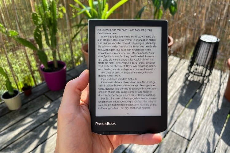 Das PocketBook glänzt mit schlichtem Design