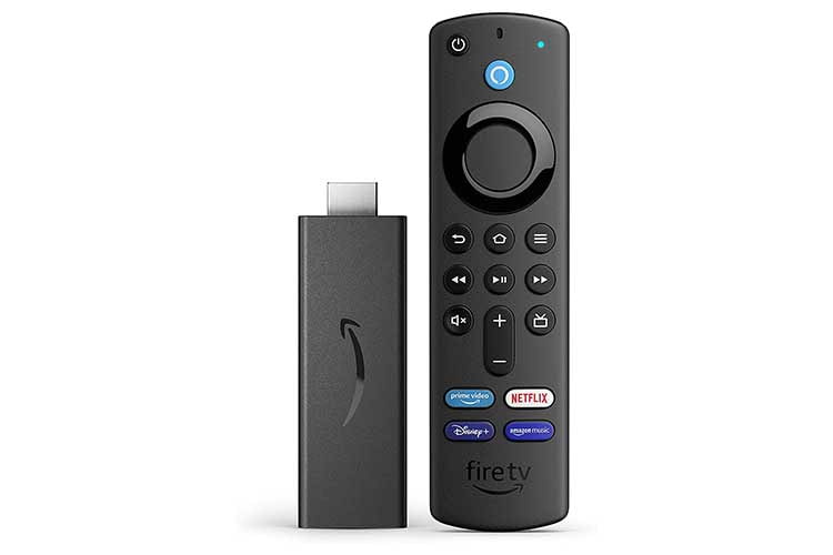 Optisch unterscheidet sich der Amazon Fire TV 2021 (HD) kaum vom 4K-Modell. Die Alexa-Fernbedienung ist die gleiche