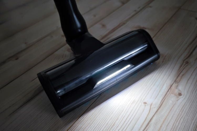 Top Helfer: Das Licht an der Hauptbürste des Samsung Bespoke