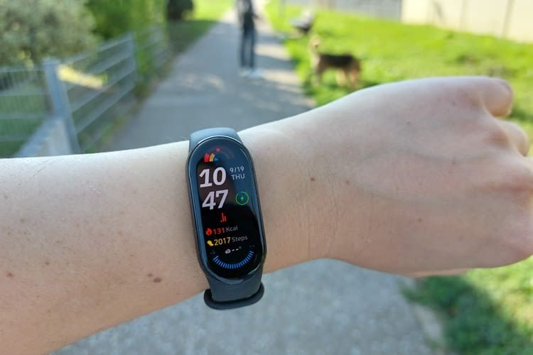 Das Mi Band 9 sieht schick aus und kann jede Menge