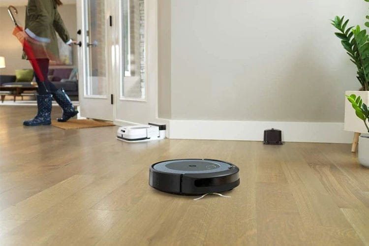 iRobot Roomba i3 erledigt den Hausputz auch bei Abwesenheit seiner Besitzer