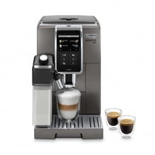 Mit 13-stufigen Kegelmahlwerk für bis zu 200g Kaffeebohnen/ Kaffeepulver & Milchaufschäumsystem.