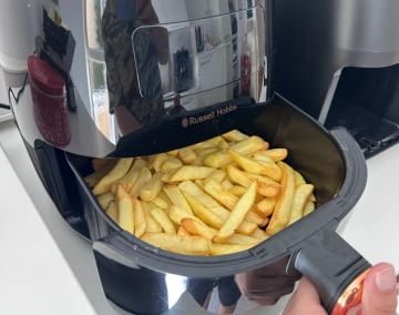 Die Russell Hobbs Heißluftfritteuse überzeugte vor allem durch ihr großes Fassungsvermögen