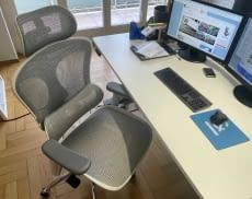 Der Sihoo Doro C300 überzeugt als extrem bequemer Bürostuhl, hat aber auch eine große Schwäche