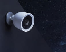 Nest Cam IQ Outdoor bietet hocheffiziente Nachtsicht, kostet aber auch dementsprechend viel