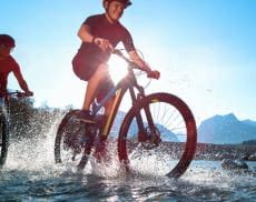 Mit einem E-Bike macht das Fahrradfahren gleich doppelt soviel Spaß