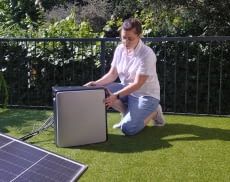 Dieser Speicher umgeht die 800 Watt Regel für Balkonkraftwerke