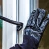 Einbruchhemmende Komponenten machen das Aufhebeln des Fensters um einiges schwieriger